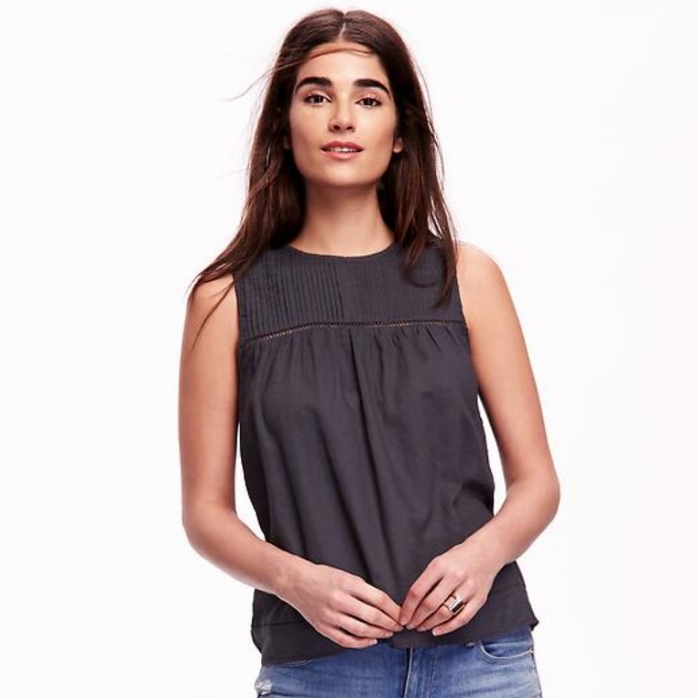 Old Navy Gauze Pintuck-Yoke Sleeveless Top